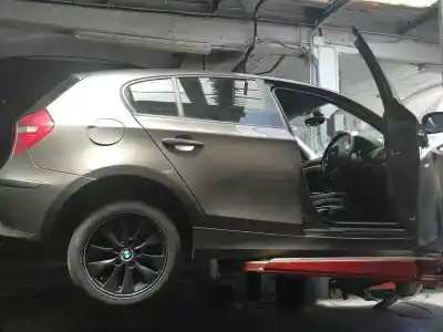 Veículo de Sucata bmw serie 1 berlina (e81/e87) 118i do ano 2001 alimentado n43b20a