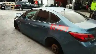 Здавання транспортного засобу opel astra j sedán 1.7 cdti (69) року 2013 потужний a17dts