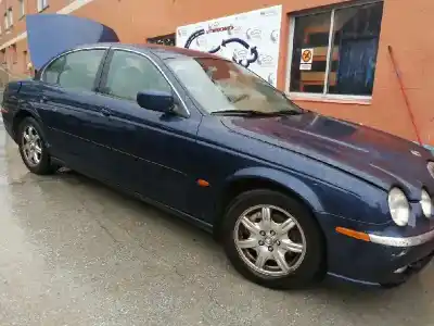 Scrapping Vehicle jaguar s-type 3.0 v6 24v cat of the year 2000 powered g/fc