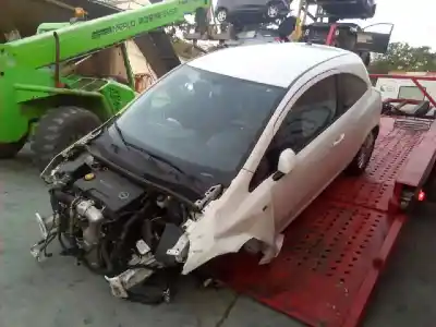 Veículo de Sucata opel corsa d selective do ano 2013 alimentado a13dtc