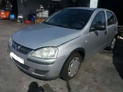 Veicolo di demolizione opel corsa c essentia dell'anno 2004 alimentato z13dt