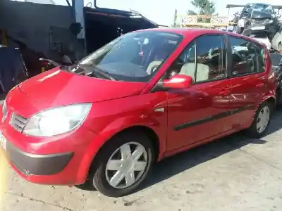 Sloopvoertuig RENAULT SCENIC II Grand Confort Expression van het jaar 2004 aangedreven F9Q812