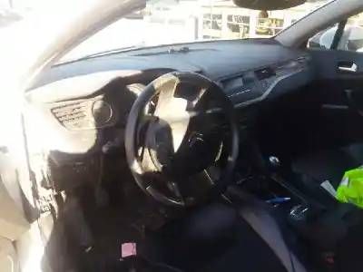 Vehicul casat citroen c5 berlina 2.0 hpi exclusive al anului 2009 alimentat rhf