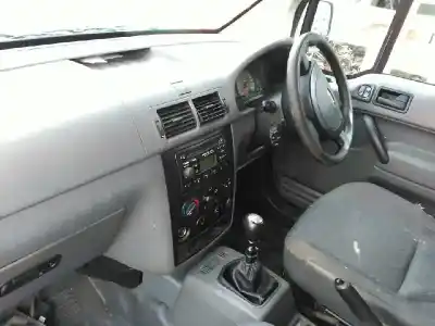Здавання транспортного засобу ford transit connect (tc7) furg. 90 cv / 66 kw року 2003 потужний hcpa