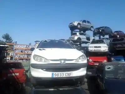 Scrapping Vehicle PEUGEOT 206 BERLINA X-Line of the year 2003 powered WJY