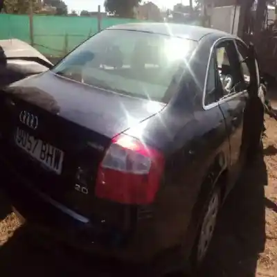 Veículo de Sucata audi a4 b6 (8e2) 2.0 do ano 2001 alimentado alt
