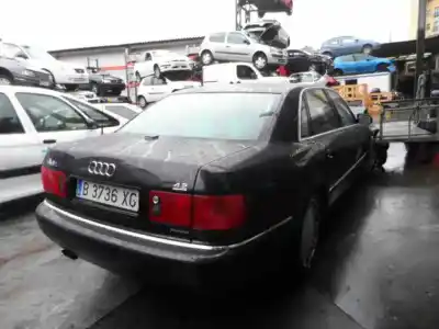 Здавання транспортного засобу AUDI A8 (D2) 4.2 V8 40V року 2000 потужний AUW