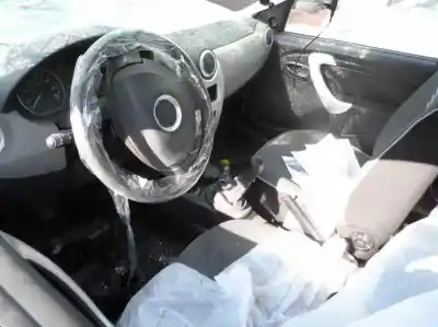 Veicolo di demolizione dacia sandero ambiance dell'anno 2012 alimentato d4f732