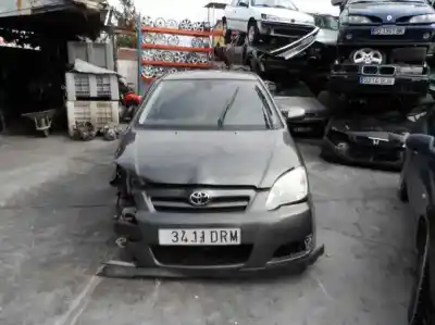 Sloopvoertuig toyota corolla (_e12_) 1.4 d (nde120_) van het jaar 2005 aangedreven 1nd-tv