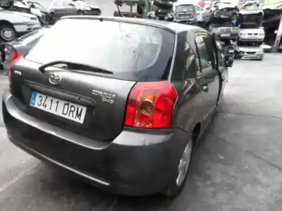 Sloopvoertuig toyota corolla (_e12_) 1.4 d (nde120_) van het jaar 2005 aangedreven 1nd-tv