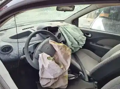 Veículo de Sucata renault twingo (co6) 1.2 54 cv / 40 kw do ano 2010 alimentado d7f800