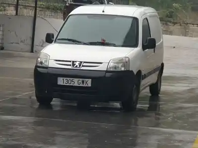 Veículo de Sucata peugeot partner (s2) 1.6 16v hdi cat do ano 2010 alimentado 9hwdv6bted4
