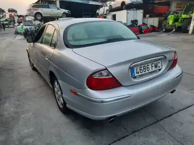 Veicolo di demolizione jaguar s-type 3.0 v6 24v cat dell'anno 2000 alimentato ajv6