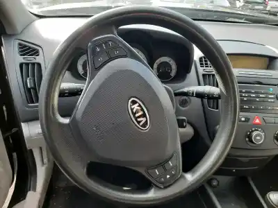 Здавання транспортного засобу kia cee'd fastback (ed) 1.6 crdi 90 року 2007 потужний d4fb