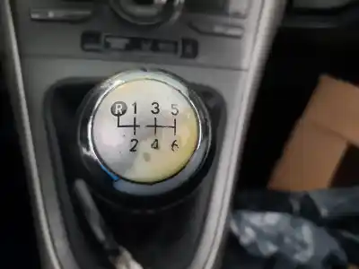 Sloopvoertuig toyota auris 2.0 d-4d van het jaar 2009 aangedreven 1adftv