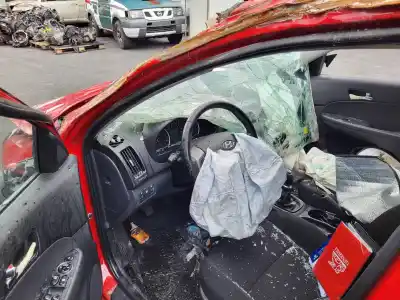 Veículo de Sucata hyundai i30 (fd) 1.6 crdi do ano 2010 alimentado d4fb