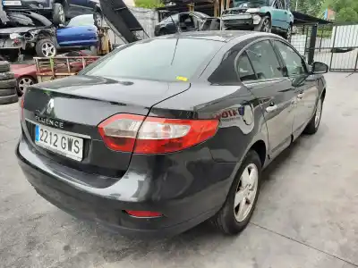 Veículo de Sucata renault fluence 1.5 dynamique [1.5 ltr. - 78 kw dci diesel] do ano 2010 alimentado k9k832