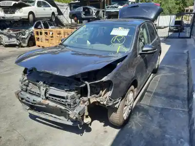 Scrapping Vehicle VOLKSWAGEN GOLF VI (5K1) Advance Bluemotion of the year 2011 powered CAYC