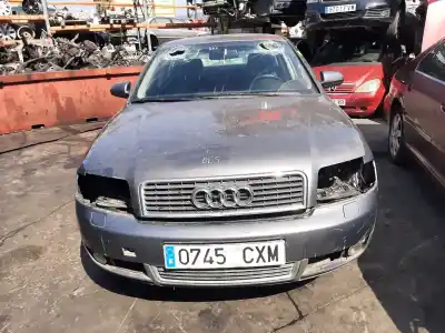 Veículo de Sucata AUDI A4 B6 (8E2) 1.9 TDI do ano 2001 alimentado AWX