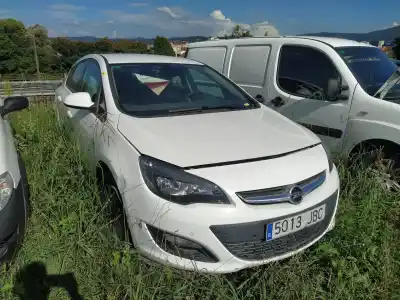 Scrapping Vehicle opel astra j lim. selective of the year 2014 powered b16dtl