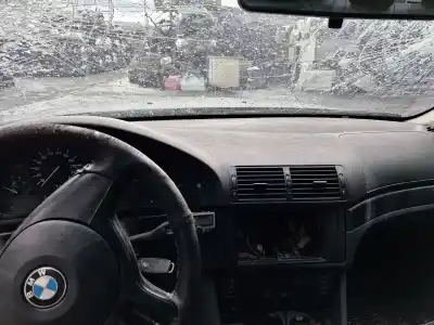 Veículo de Sucata BMW SERIE 5 TOURING (E39) 530d do ano 2001 alimentado 306D1