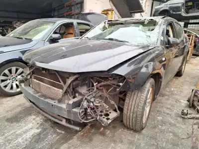 Sloopvoertuig dodge avenger 2.0 crd van het jaar 2009 aangedreven ecd