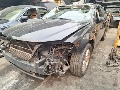 Sloopvoertuig dodge avenger 2.0 crd van het jaar 2009 aangedreven ecd