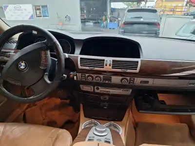 Veículo de Sucata bmw serie 7 (e65/e66) 730d do ano 2007 alimentado m57306d3