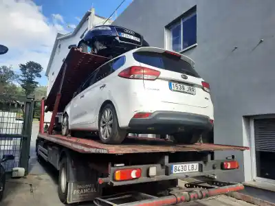 Sloopvoertuig kia carens iv 1.7 crdi van het jaar 2016 aangedreven d4fd