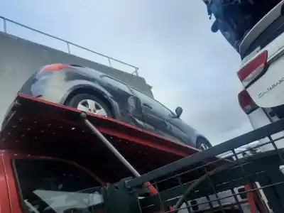 Veículo de Sucata kia cee´d * do ano 2010 alimentado g4fa