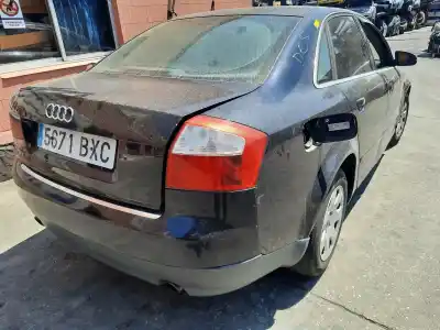 Veicolo di demolizione audi                                               a4 berlina (8e)                                                                                                                                                                                                                                            1.8 20v turbo                                                                                                                                                                                                                                              dell'anno 2002 alimentato avj