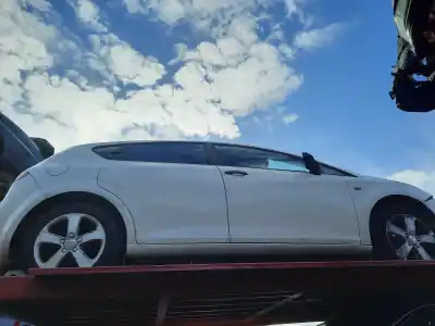 Veículo de Sucata seat leon (1p1) reference do ano 2008 alimentado bxe