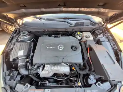 Veículo de Sucata opel insignia berlina edition do ano 2009 alimentado a20dth