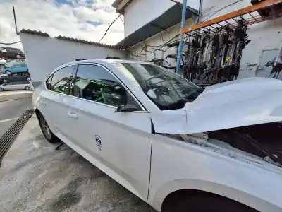 Scrapping Vehicle skoda superb iii (3v3) 2.0 tdi of the year 2023 powered dtsb