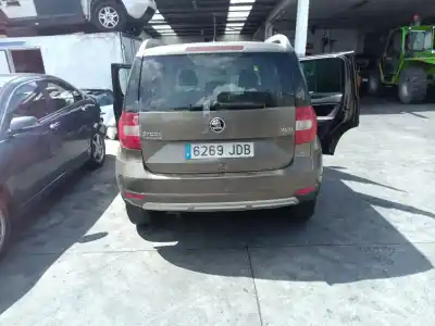 Veículo de Sucata skoda yeti (5l) 1.2 tsi do ano 2015 alimentado cbzb