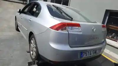 Veículo de Sucata RENAULT LAGUNA III  do ano 2009 alimentado M9R744