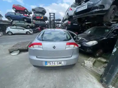 Veículo de Sucata renault laguna iii dynamique do ano 2009 alimentado m9r744