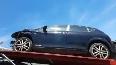 Veículo de Sucata seat leon (1p1) reference do ano 2011 alimentado cayc