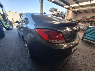 Veículo de Sucata opel insignia berlina edition do ano 2010 alimentado a20dth