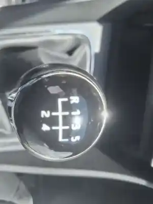 Veicolo di demolizione seat leon (5f1) 1.6 tdi dell'anno 2014 alimentato clha