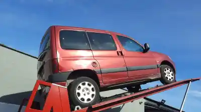 Veículo de Sucata peugeot partner (s2) combi plus do ano 2005 alimentado rhy