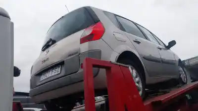 Scrapping Vehicle renault scenic ii authentique 106 cv / 78 kw of the year 2007 powered k9k p7