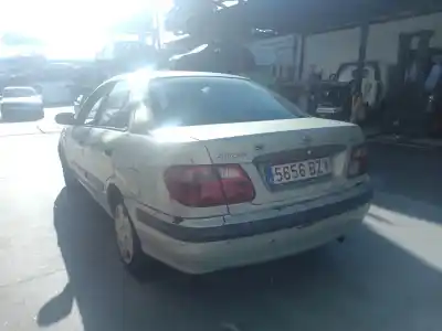 Sloopvoertuig NISSAN ALMERA (N16/E)  van het jaar 2001 aangedreven YD22