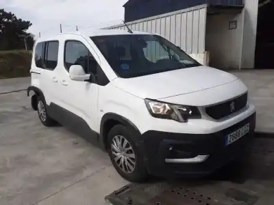 Здавання транспортного засобу PEUGEOT RIFTER 1.5 BLUEHDI 100 року 2020 потужний YH01