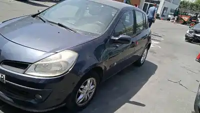 Утилизация автомобиля RENAULT CLIO III (BR0/1, CR0/1) 1.4 16V года 2006 питание K4J G7