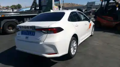 Здавання транспортного засобу TOYOTA COROLLA SEDÁN (_E21_) 1.8 VVTI HYBRID (MZEA12, ZRE211, ZWE211) року 2022 потужний 2ZR