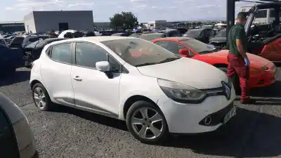 Здавання транспортного засобу RENAULT CLIO IV (BH_) 0.9 TCE 90 року 2016 потужний H4B B4