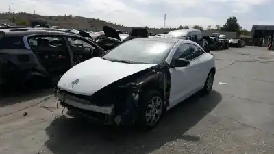 Sloopvoertuig RENAULT LAGUNA COUPÉ (DT0/1) 2.0 DCI (DT01, DT08, DT09, DT0K, DT12, DT1C, DT1D, DT1M,... van het jaar 2009 aangedreven M9R 744,M9R 748,M9R 754,M9R 802,M9R 805,M9R 808,M9