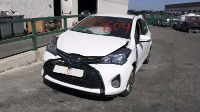 Veículo de Sucata TOYOTA YARIS (_P13_) 1.0 (KSP130_) do ano 2014 alimentado 1KR