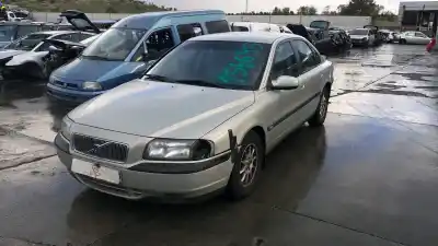 Vehículo de desguace VOLVO B.M.                                         S80 I (184)                                                                                                                                                                                                                                                2.5 TDI                                                                                                                                                                                                                                                    del año 1999 con motor D 5252 T